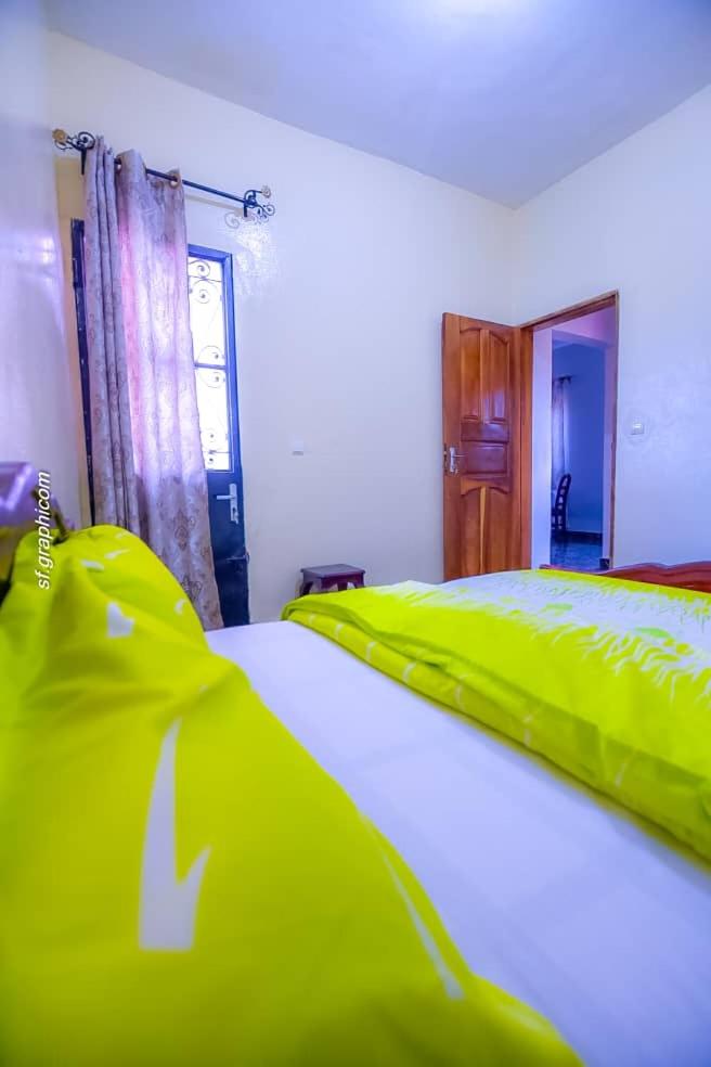 Appartements Haut Standing DM & NG à Bafoussam pour séjour professionnel - parking & gardien