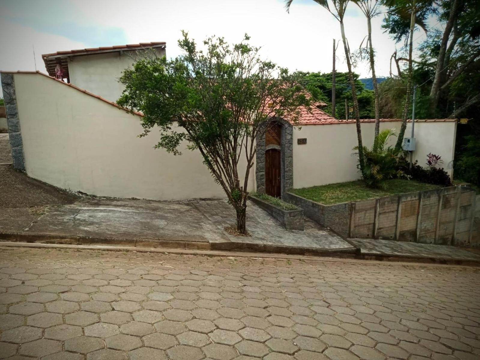 Casa Colonial com lareira