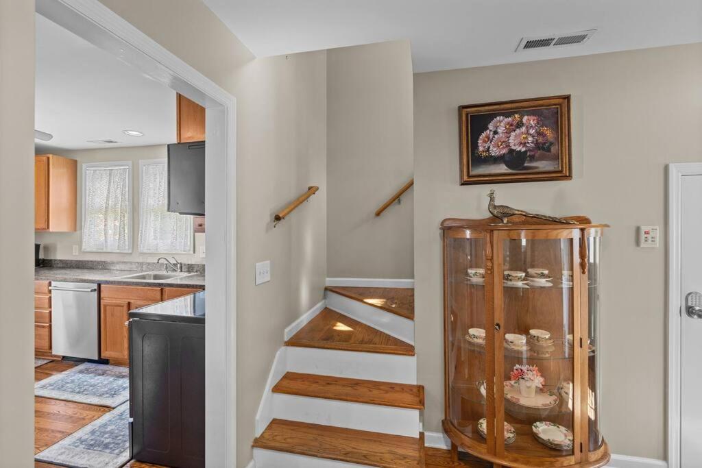 Sunshine Manor, photo 27