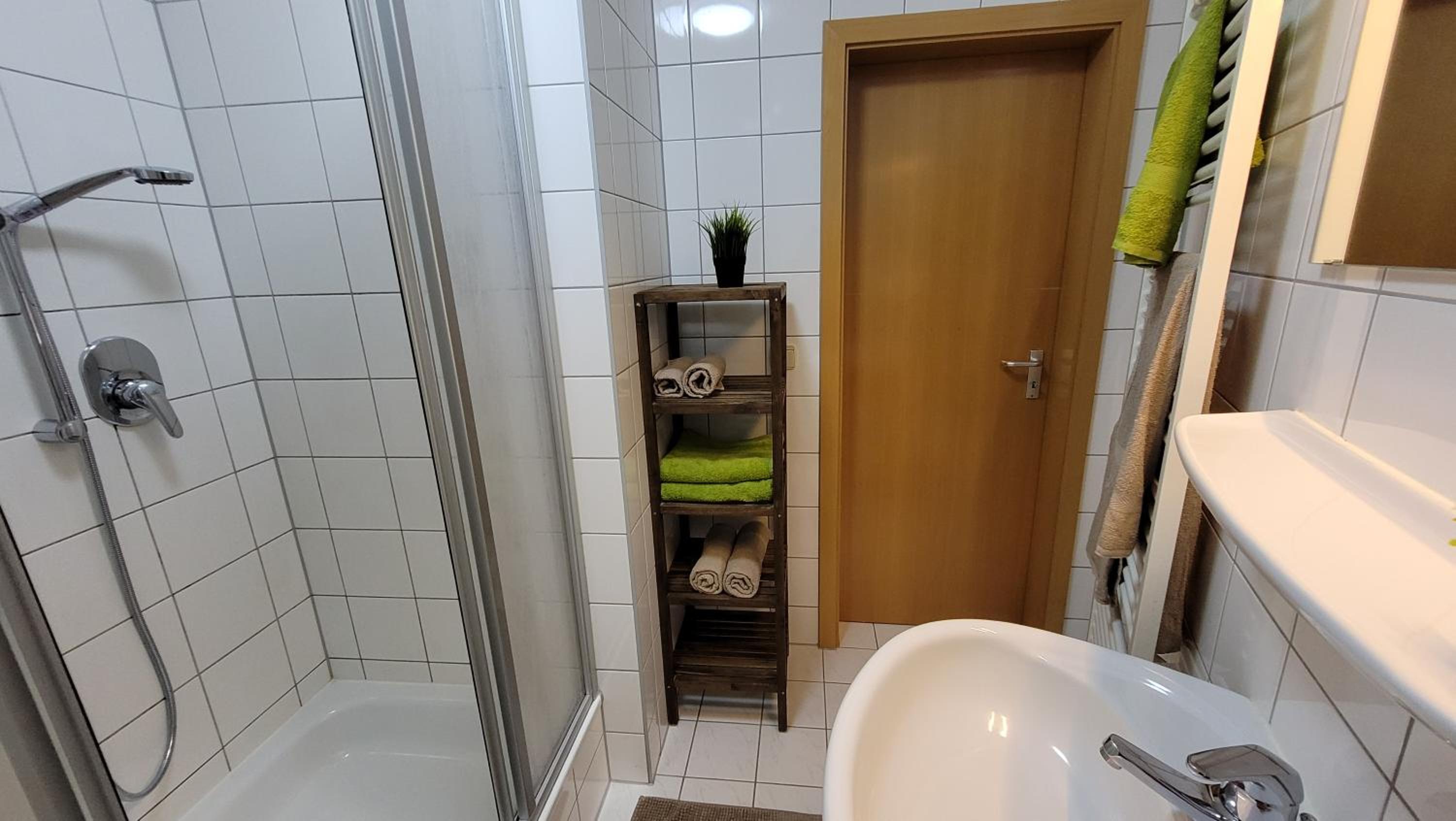 Wohlfühl-Ferienwohnung mit Tiefgarage im Grünen