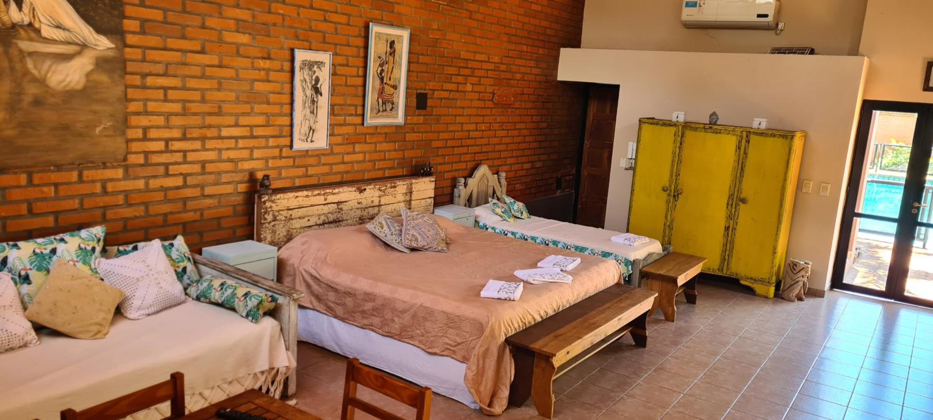Nada de Tucanes. Piscina Loft