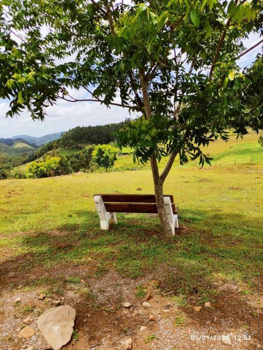 Cabana com hidro e natureza!