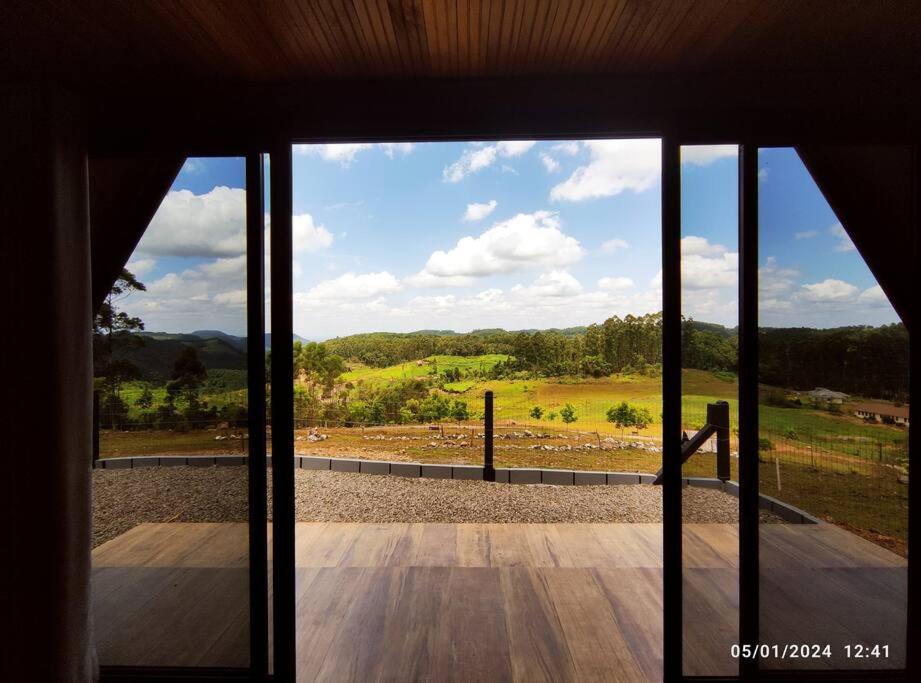 Cabana com hidro e natureza!