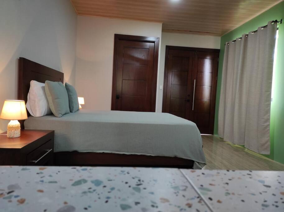 Mandy Loft -40MB wifi -8 miles from La Fortuna