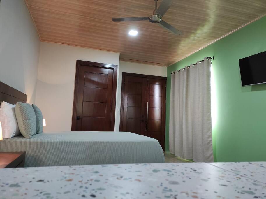 Mandy Loft -40MB wifi -8 miles from La Fortuna