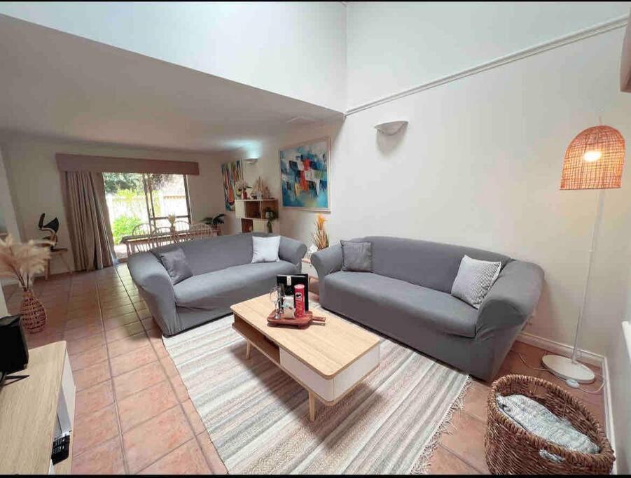 Belluca Villa, Middleton Beach