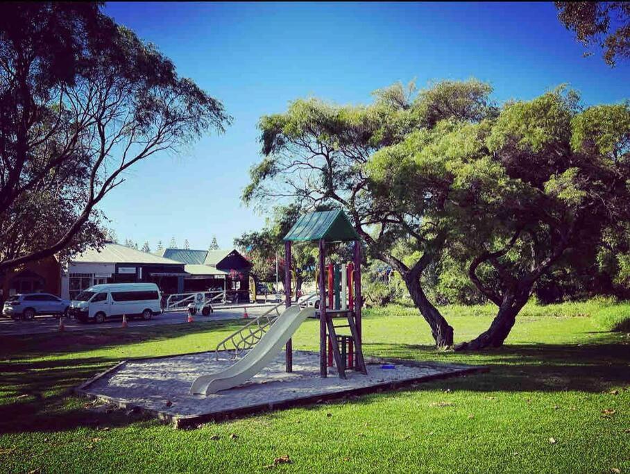 Belluca Villa, Middleton Beach