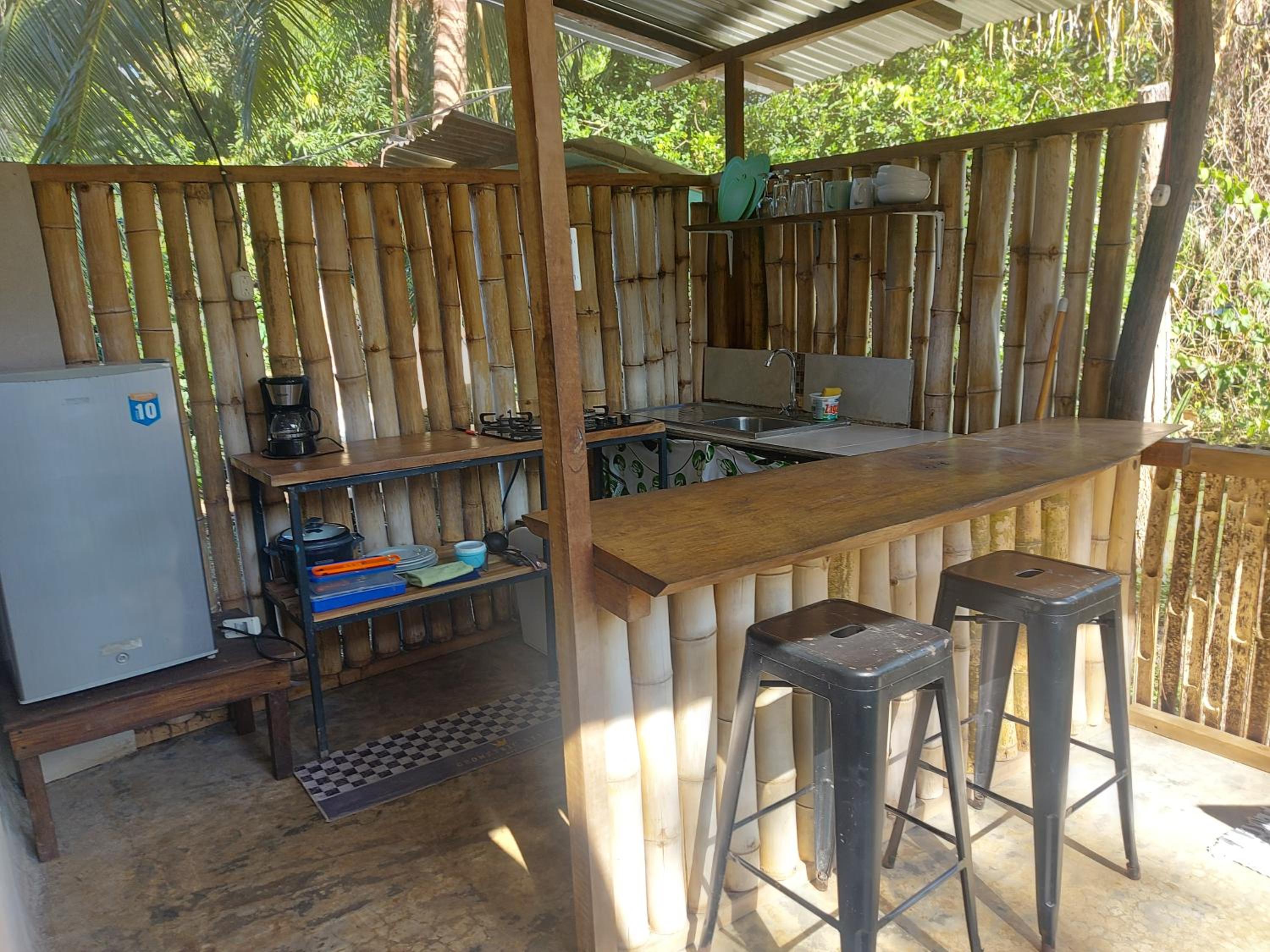 Anez Cabin'S