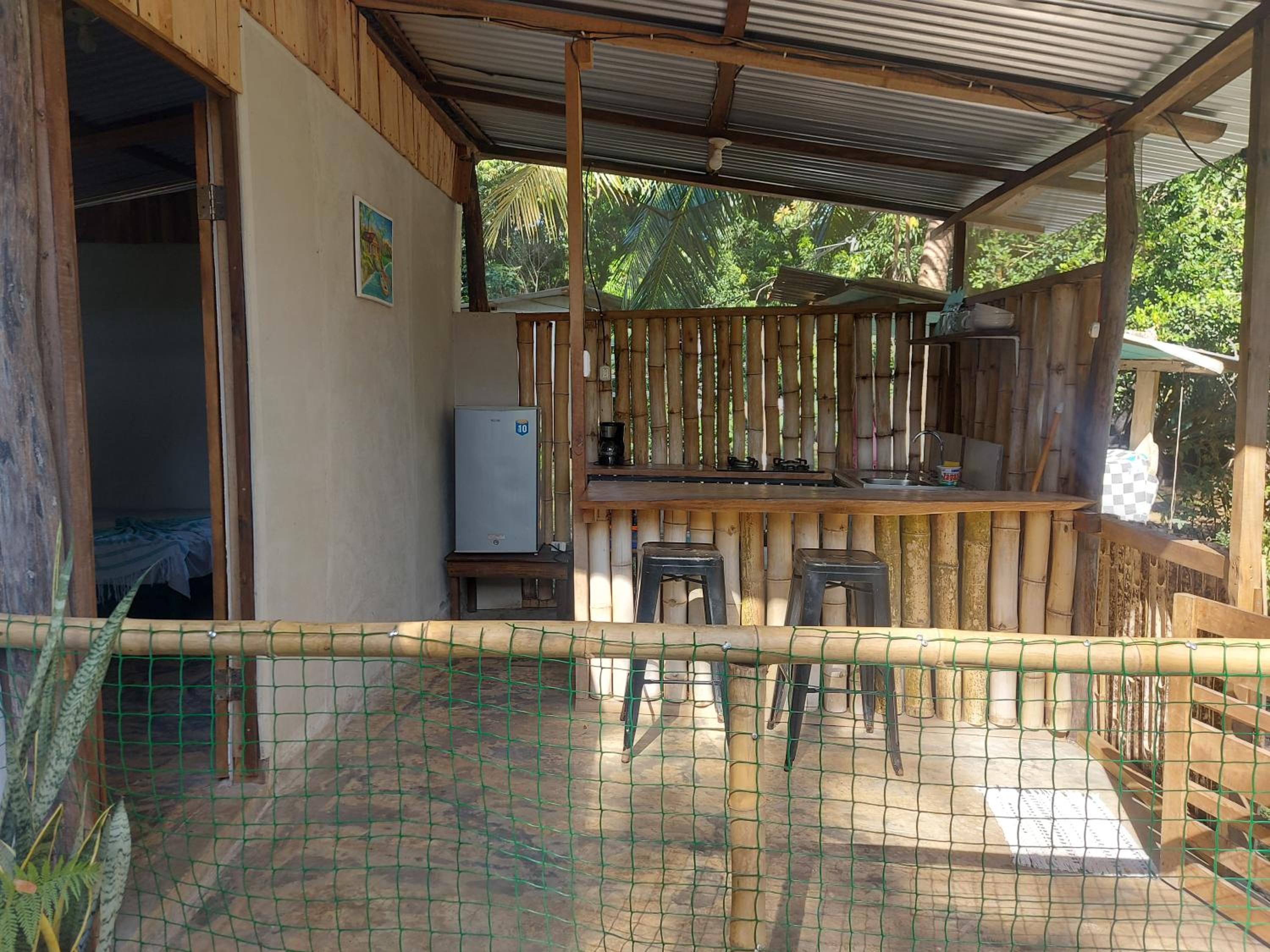 Anez Cabin'S