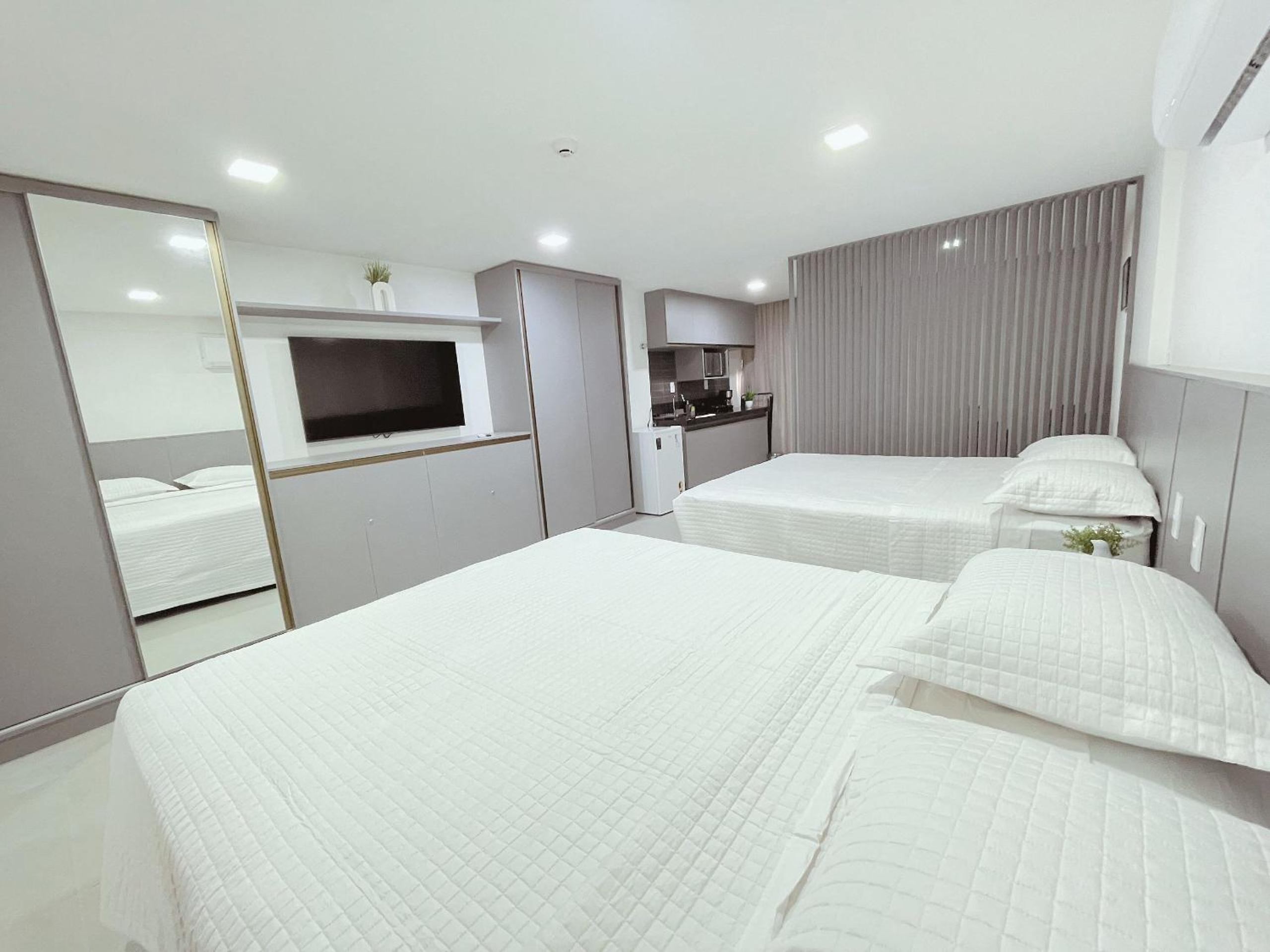 Flat FM20 Cabo Branco #L4 - By Almare