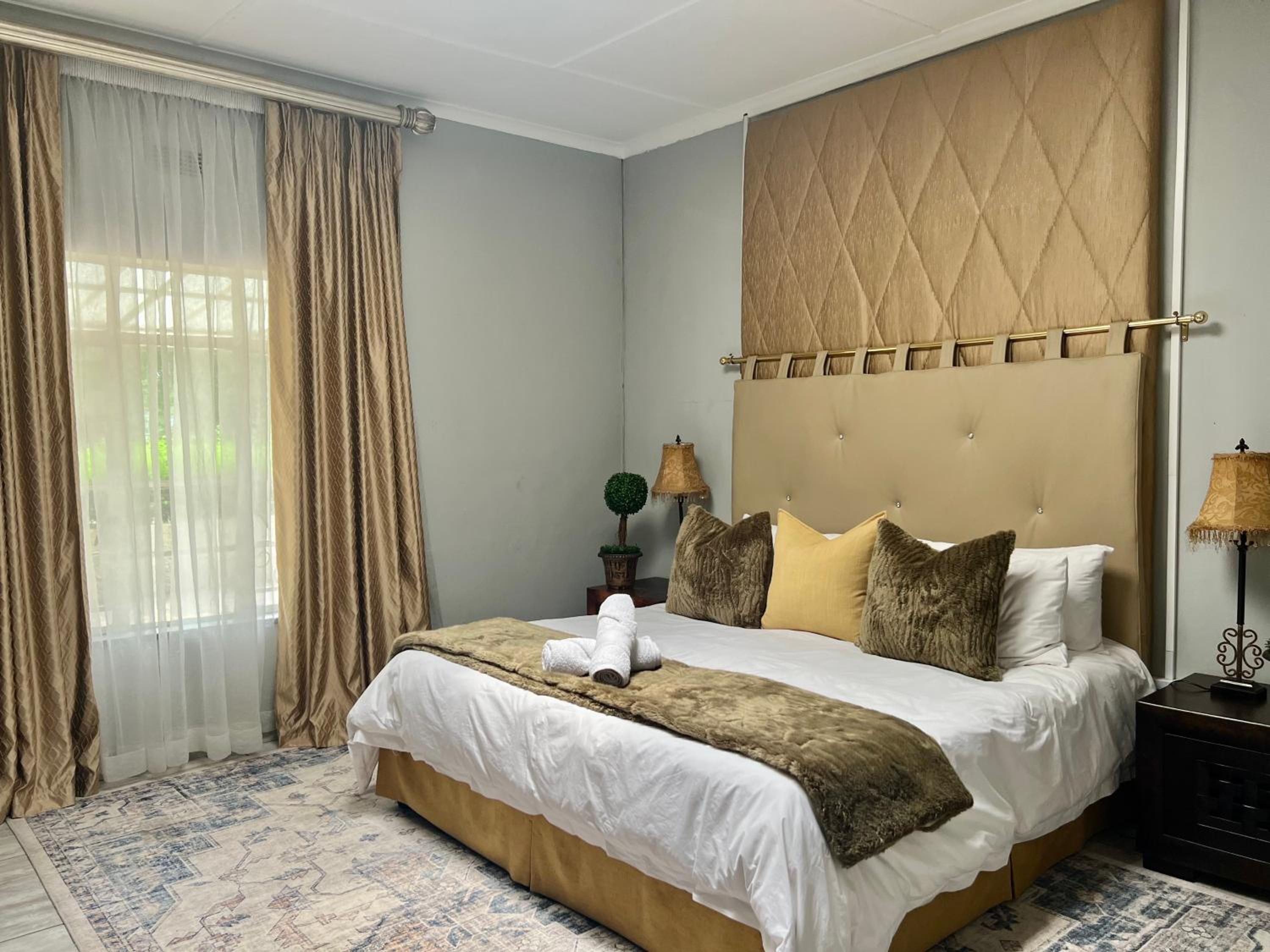 Silken Trap Guest House NO LOADSHEDDING