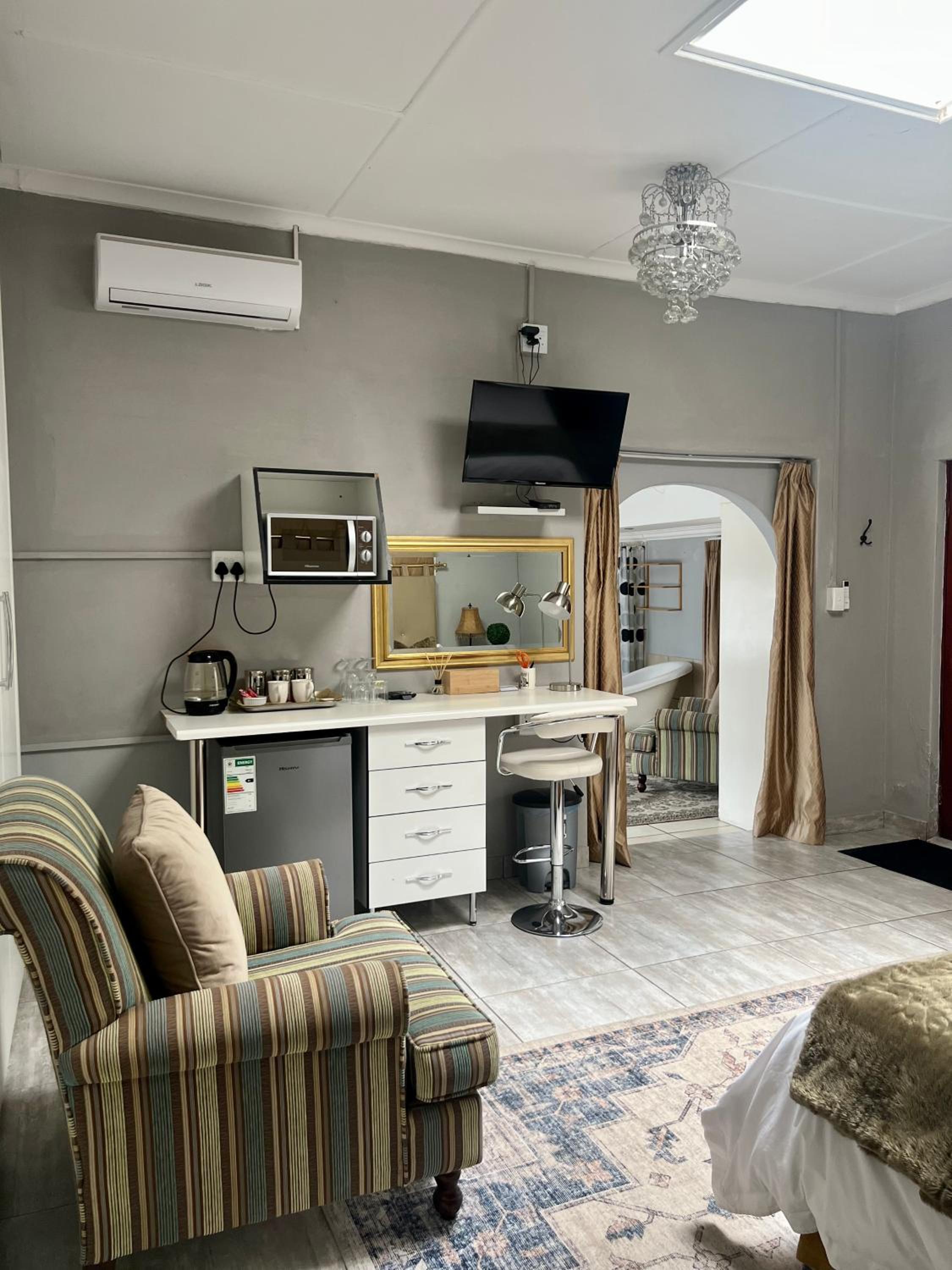 Silken Trap Guest House NO LOADSHEDDING