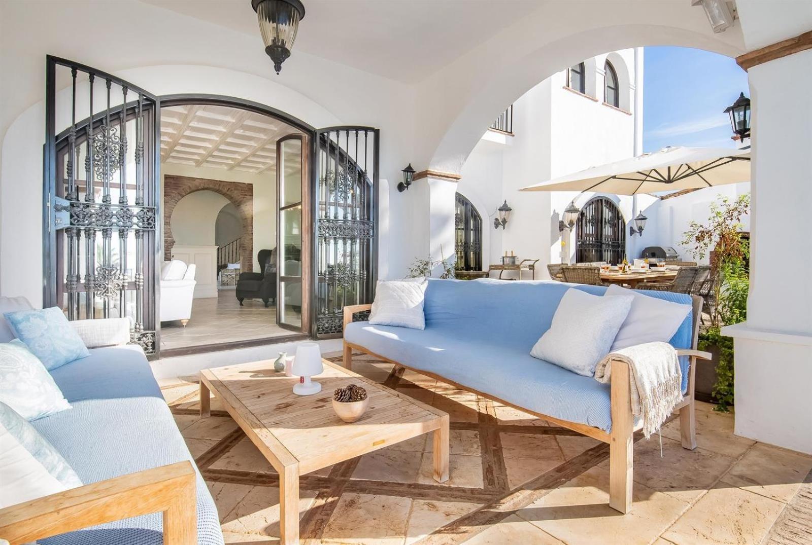 Superb Villa Near Golf Course With Heated Pool & Jacuzzi view 5