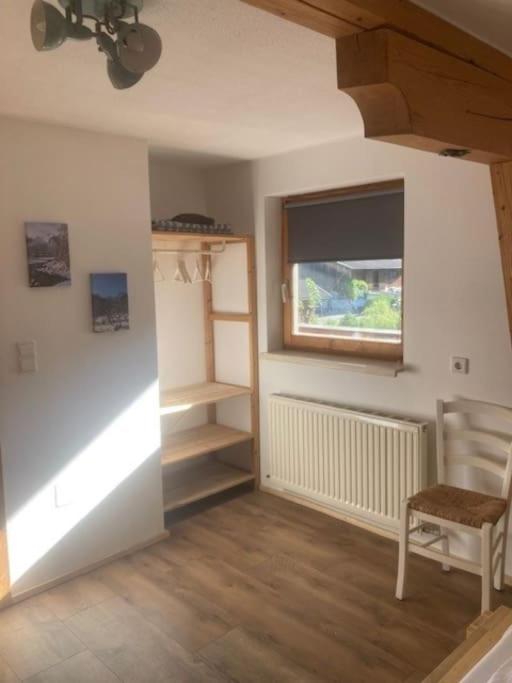 Große schöne Mansardenwohnung mit 2 Balkonen