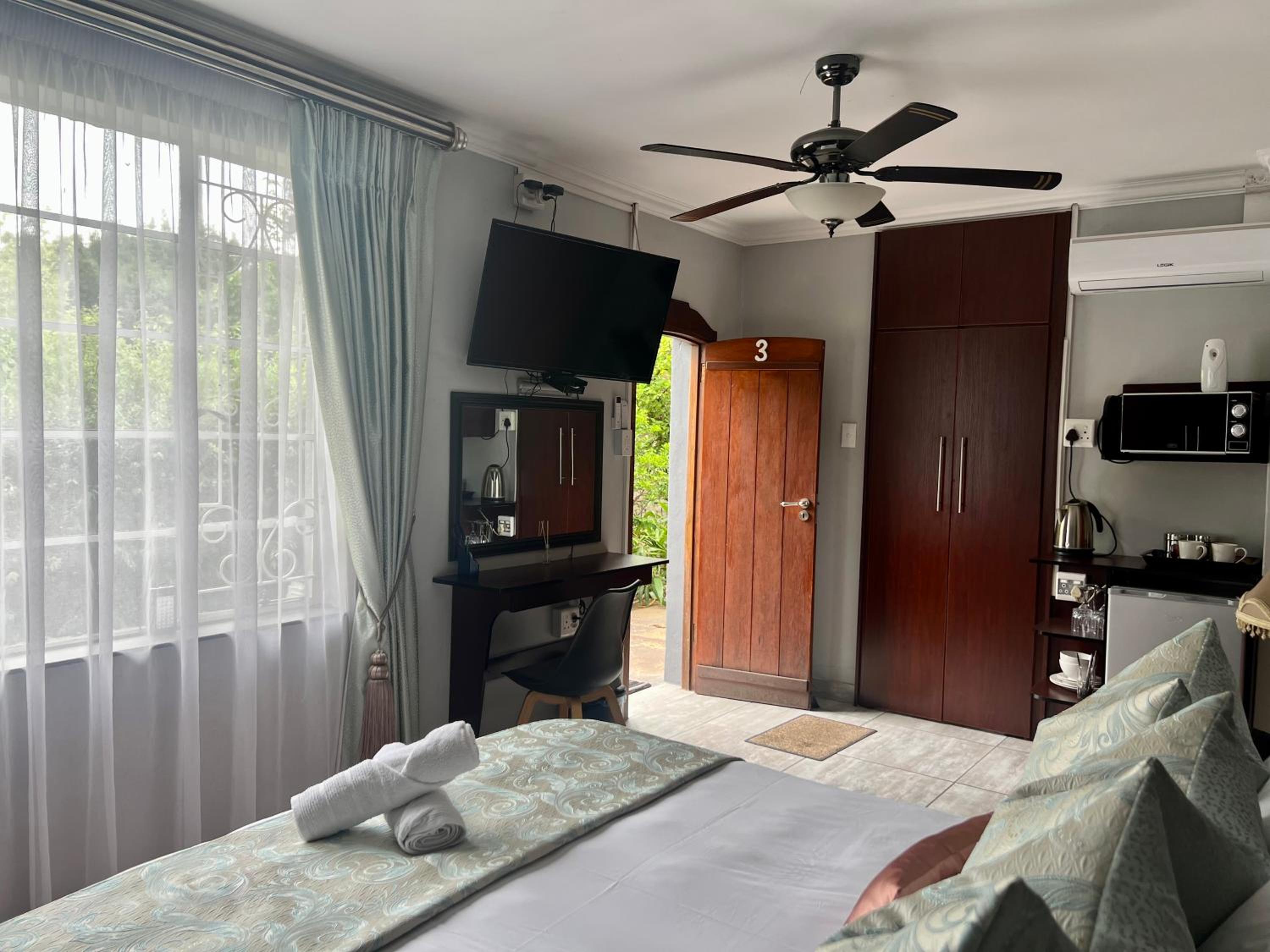 Silken Trap Accommodation NO LOADSHEDDING