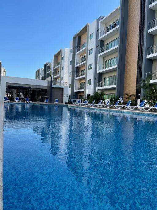 Hermoso y Nvo Condo Gran Alberca a 4 Min del Mar