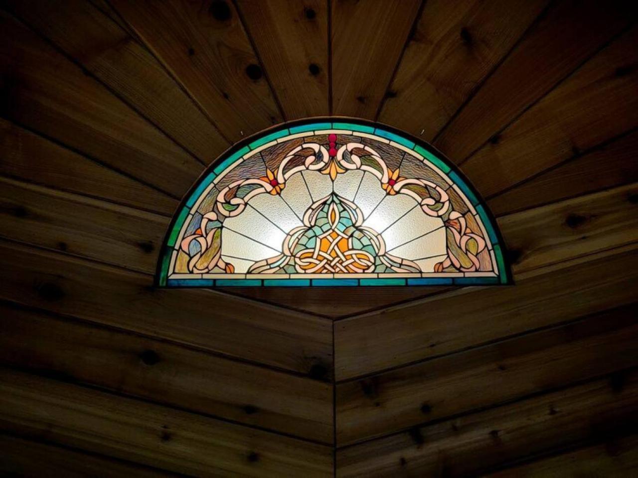 Hobbithouse at White Lotus Eco Spa Retreat view 5