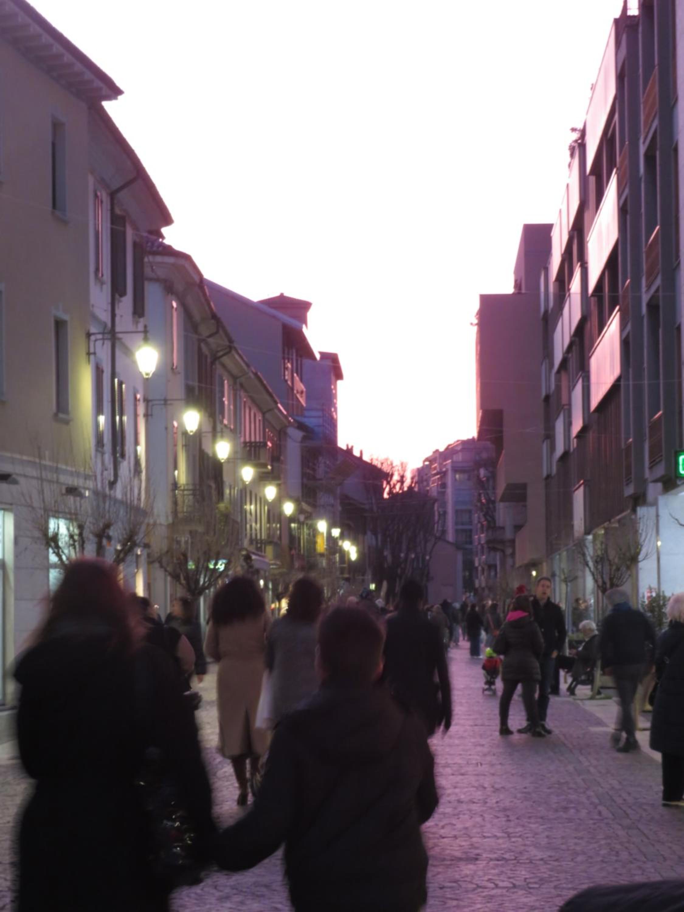 Casa Luna tra Como e Milano en Saronno — human