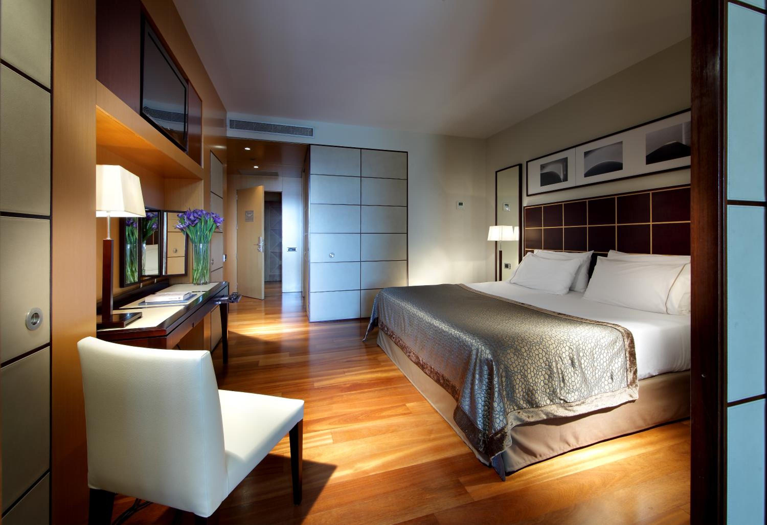 Eurostars Grand Marina 75