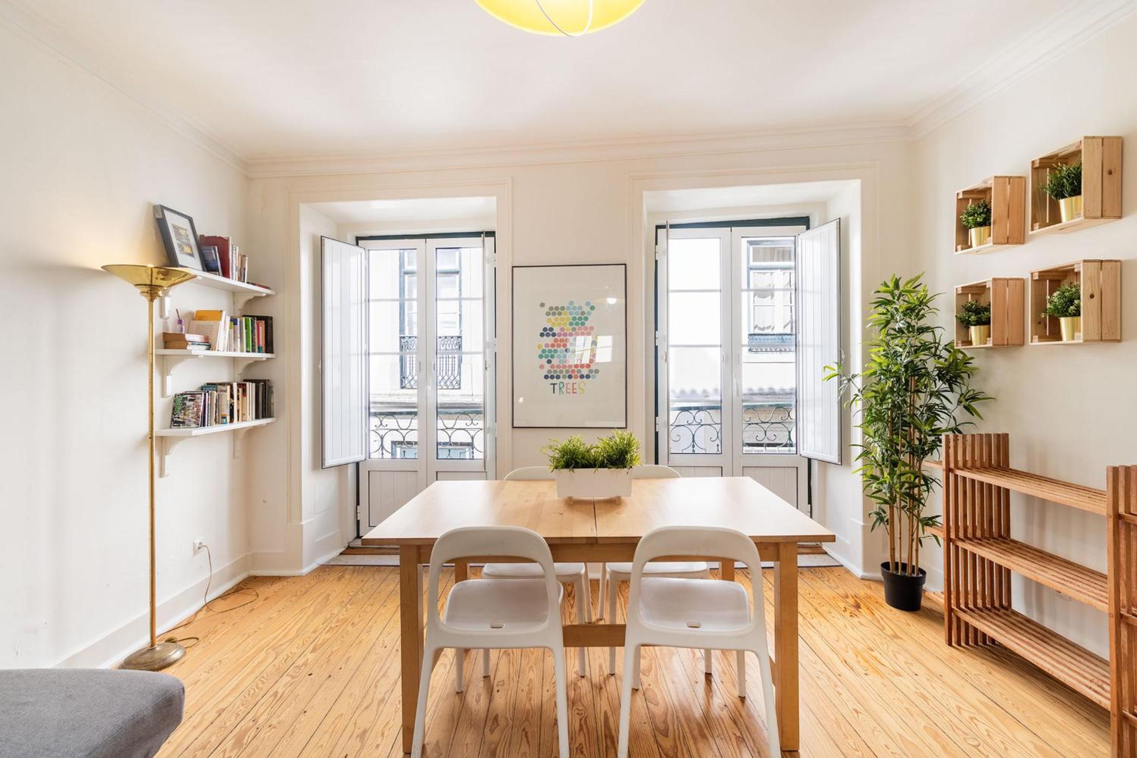 Diario de Noticias by Central Hill Apartments view 4