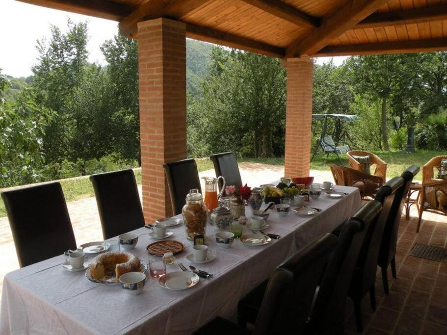TENUTA CERRETINO PISCINA TENNIS BILlARDO