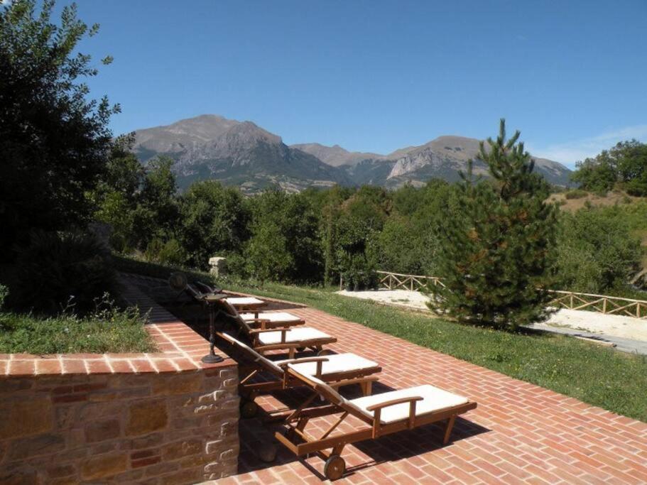 TENUTA CERRETINO PISCINA TENNIS BILlARDO