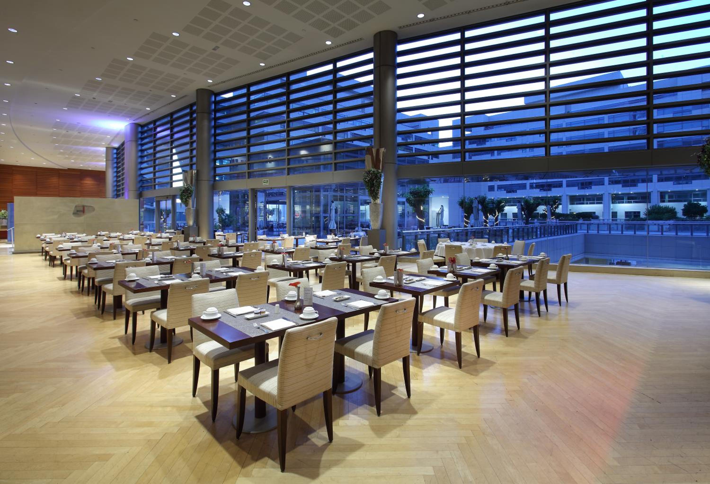 Eurostars Grand Marina 27