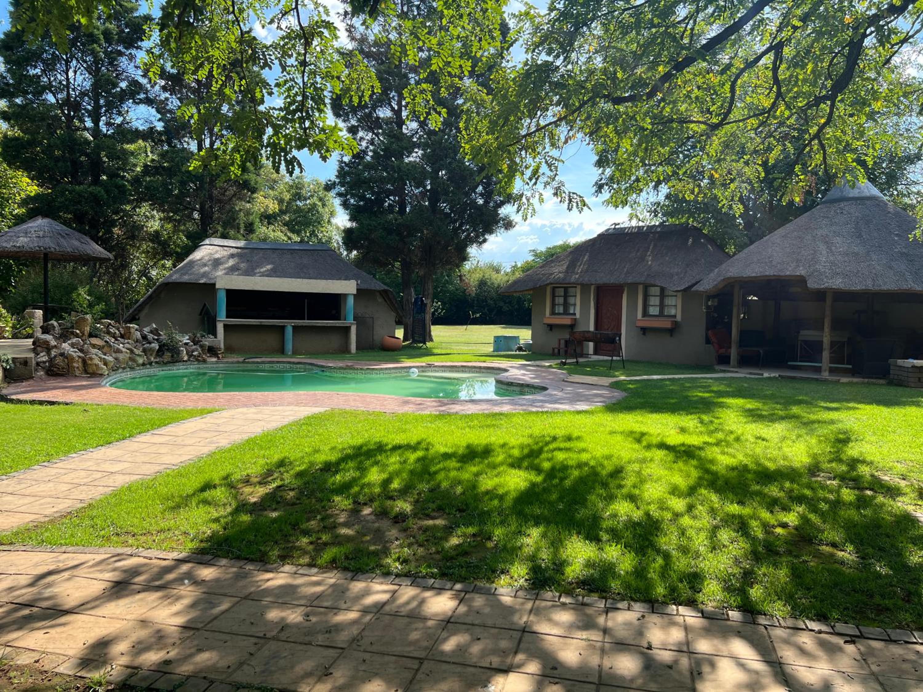 Silken Trap Guest House NO LOADSHEDDING