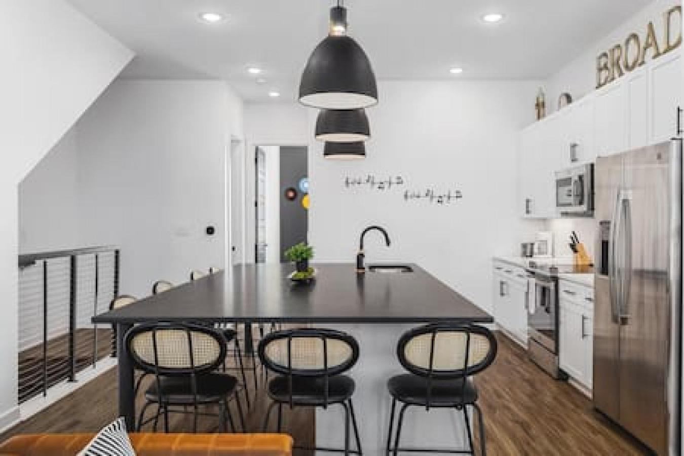 Modern Home with Large Patio plus Rooftop Deck and Garage view 5