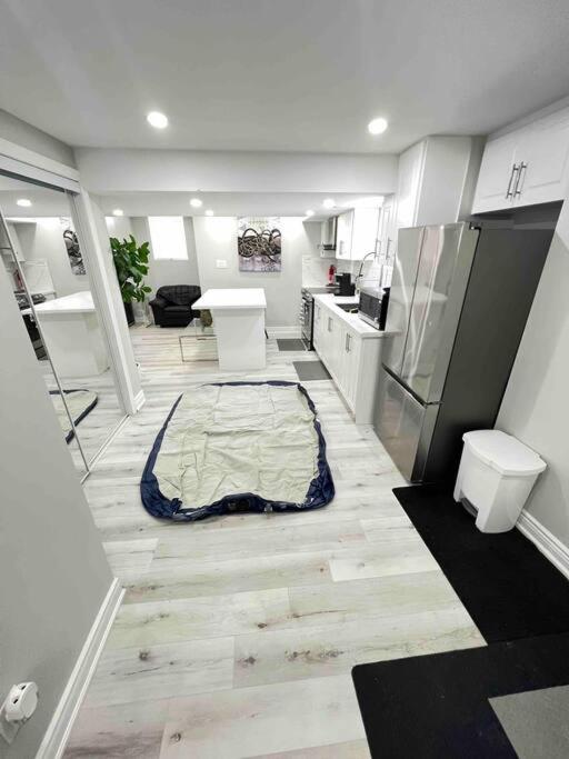 Luxurious & upscale basement apartment
