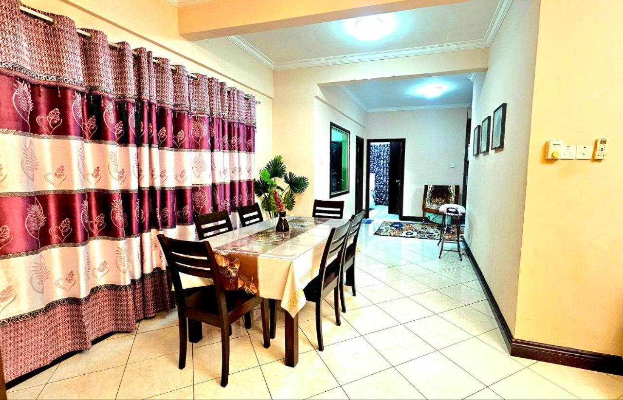 Ber-Santai at Marina Court
