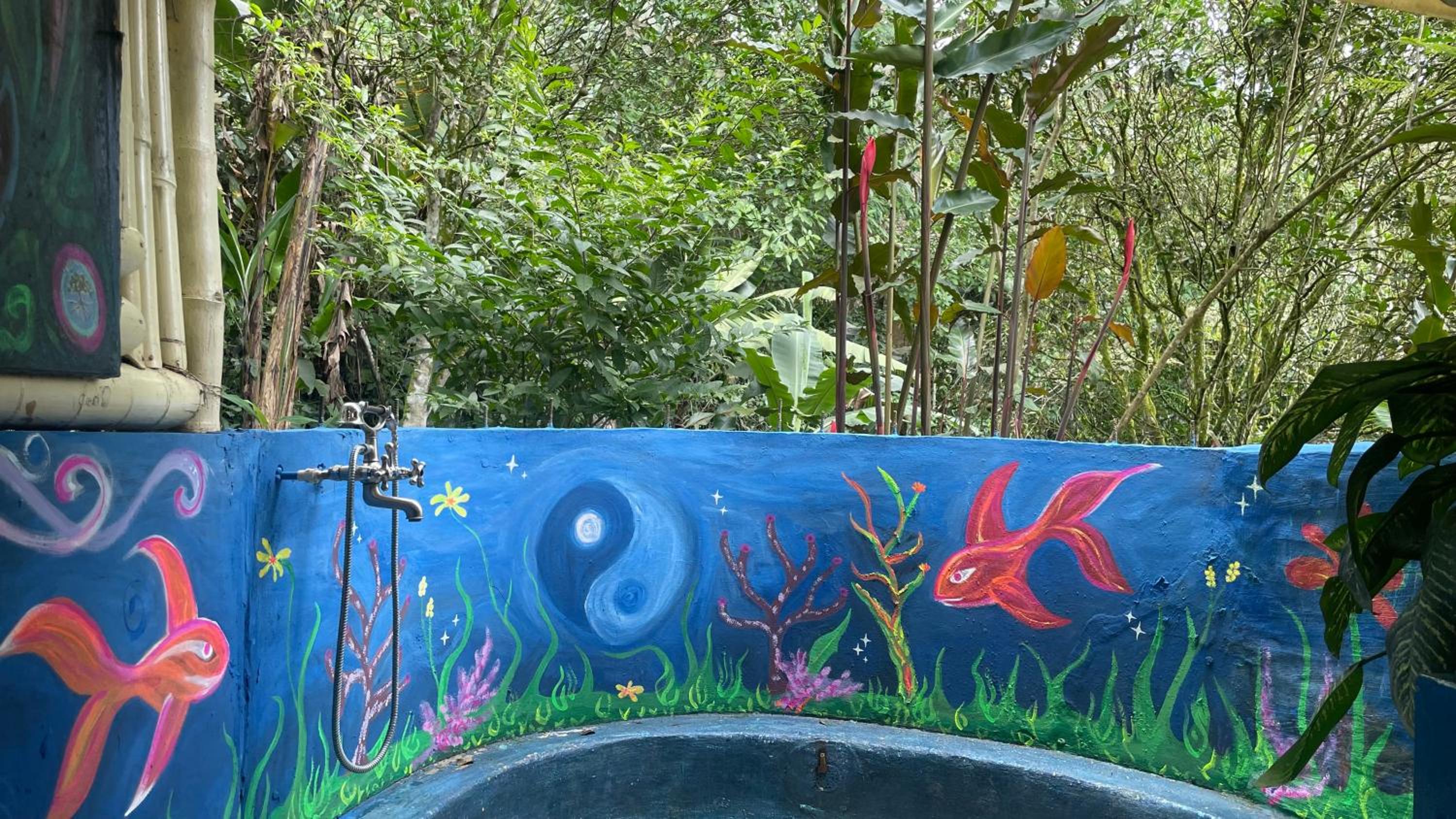 TROPICAL BIOHOSTEL
