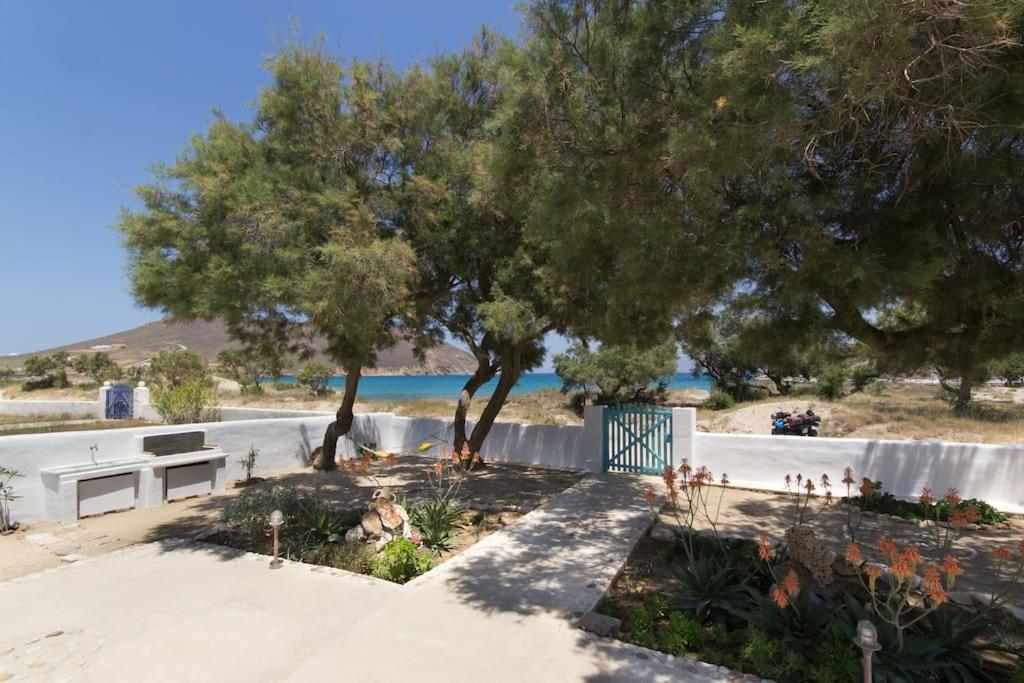 Wave Lullaby, Peaceful Beachfront Retreat in Paros view 3