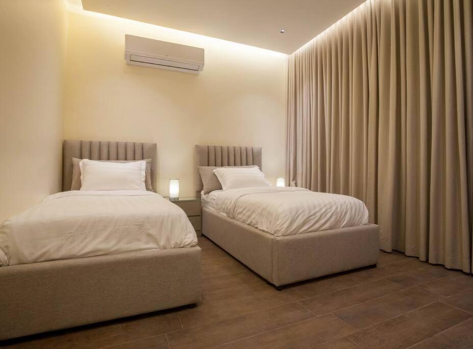 Darent Elegant and luxurious apartment Al Olaya