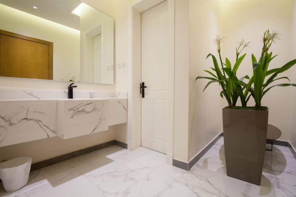 Darent Elegant and luxurious apartment Al Olaya