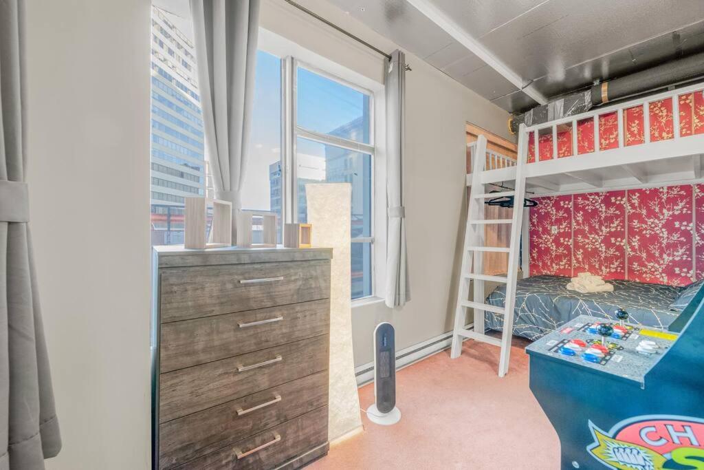Chic 2-Bedroom Apt With Arcade