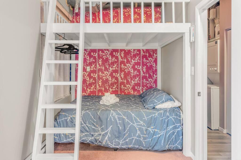 Chic 2-Bedroom Apt With Arcade