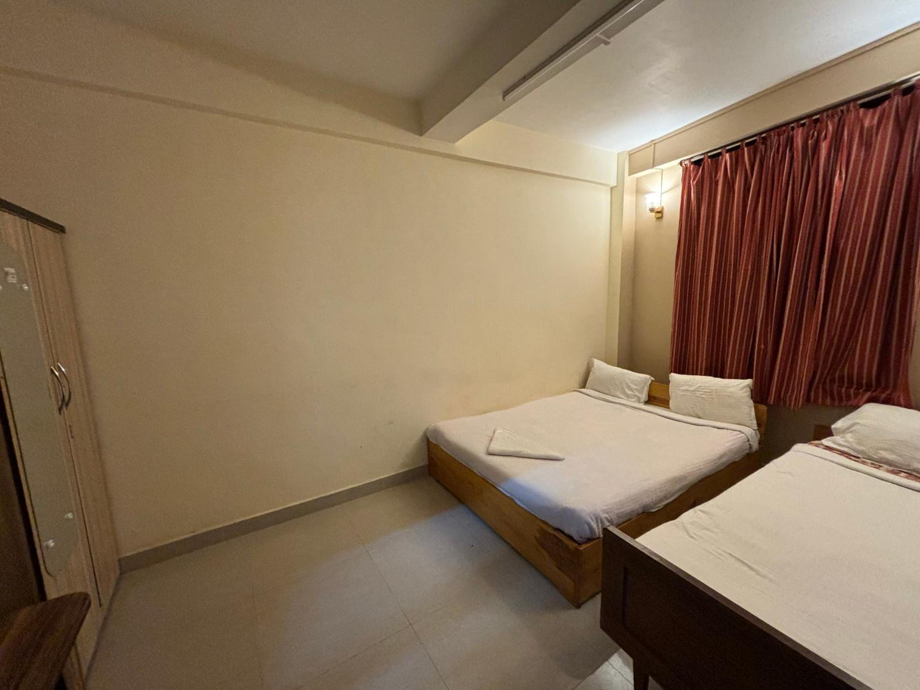 Samanbha Guest House