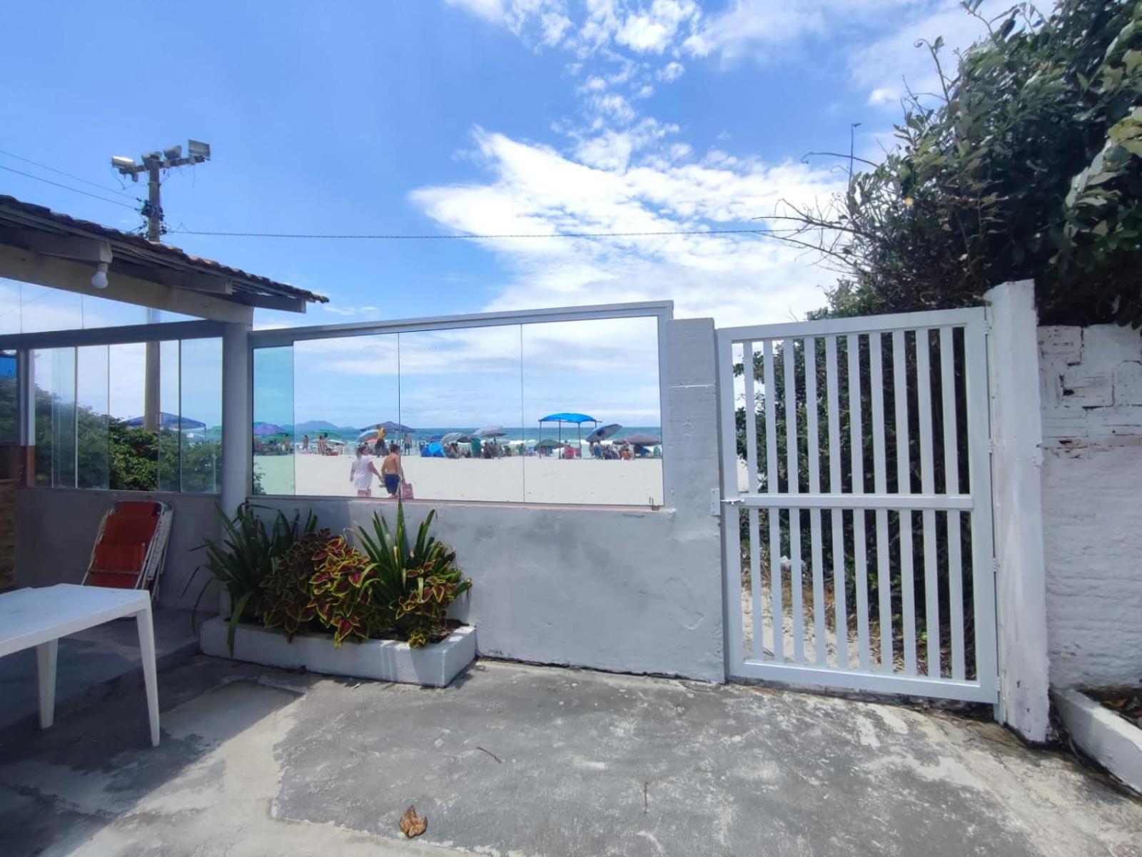 Apartamento frente ao mar, para 3 pessoas