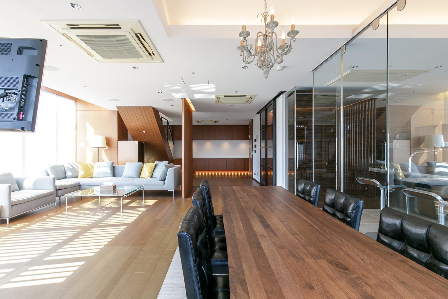 meeting & event spaces