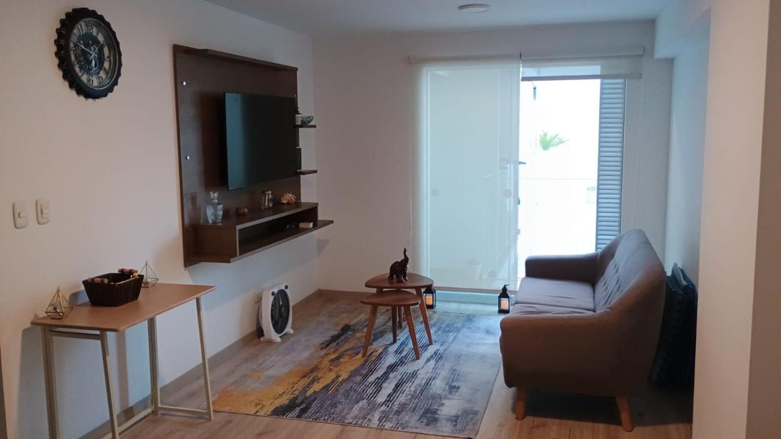 Moderno y acogedor departamento