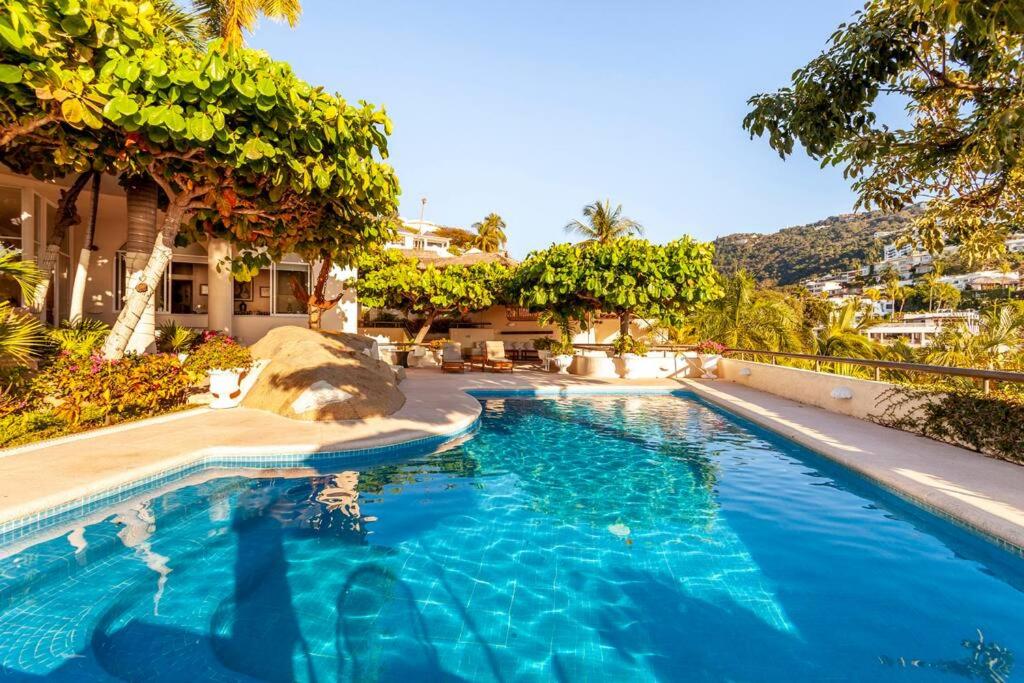 Preciosa Villa en Marina Las Brisas view 4