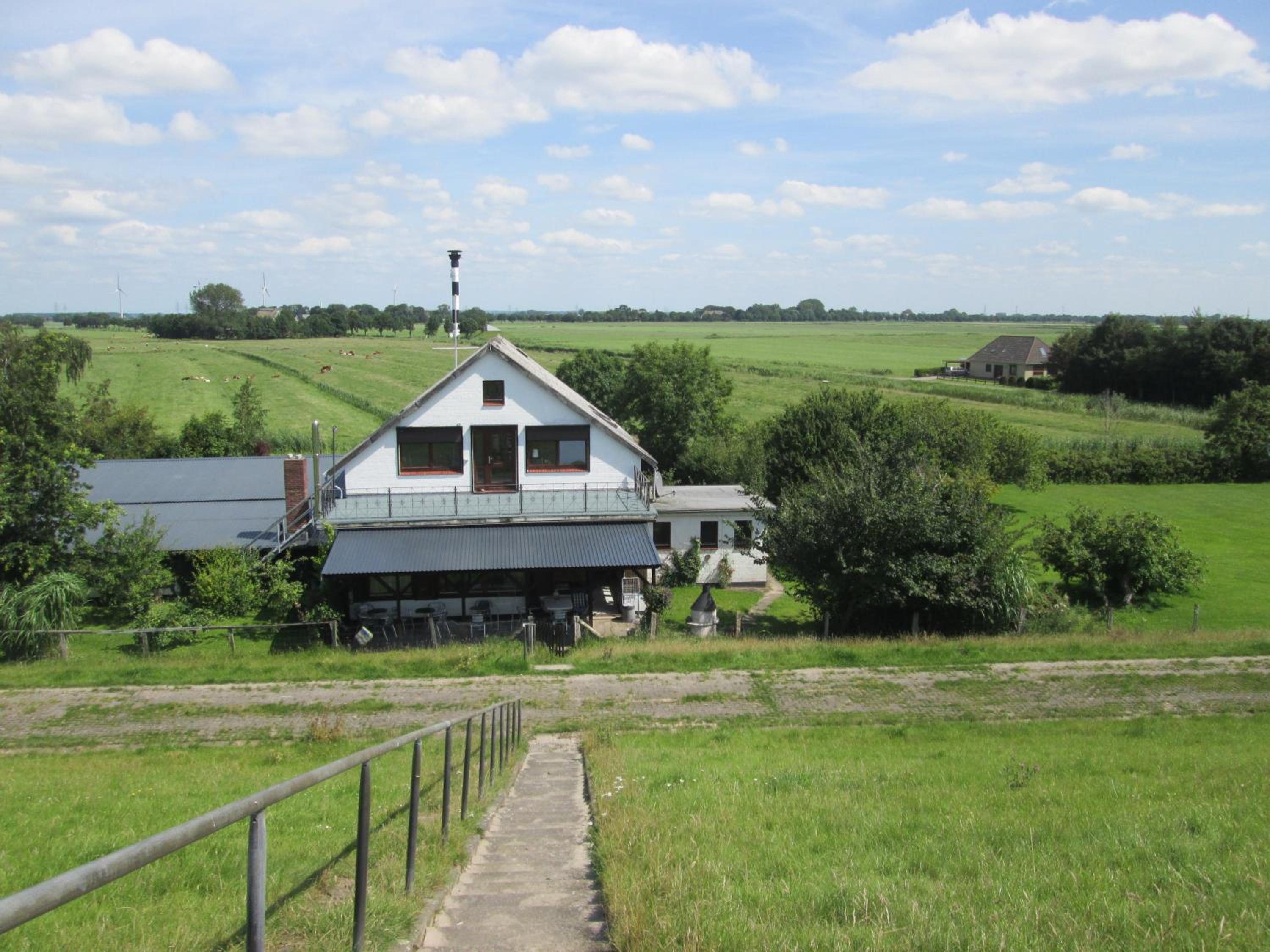Photo 42