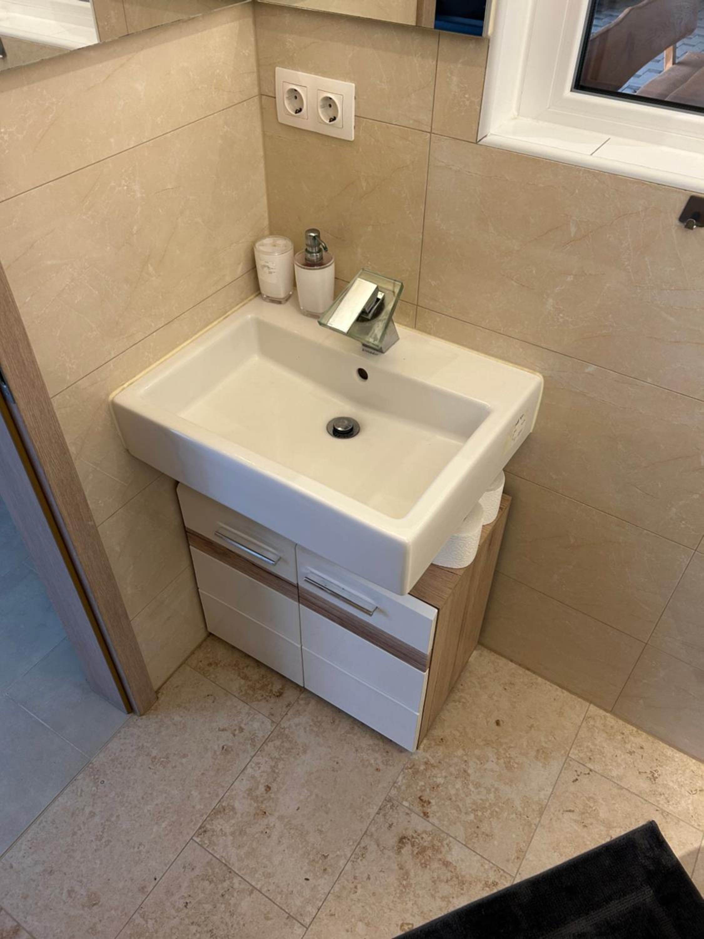 Apartment Adi