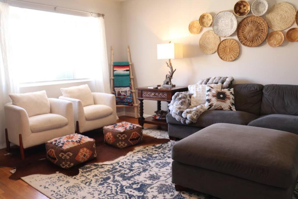 Cowboy Den-Private Hot Tub-Game Room-Pet Friendly-No Pet Fees! view 5