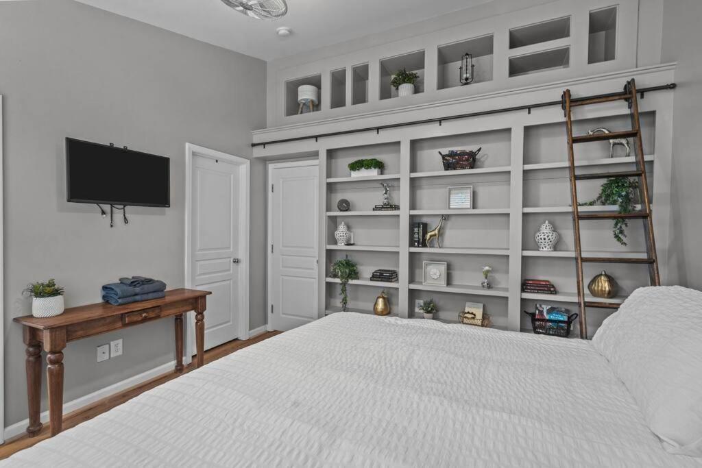 Peaceful, townhome in Hope Valley Farms