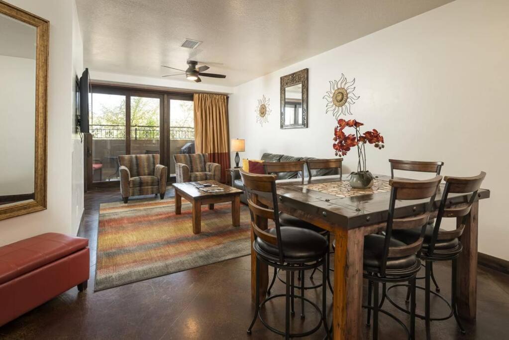 Luxury Downtown Rental (Hot Tub/Pet Friendly) - La Dolce Vita Villas #9 view 5