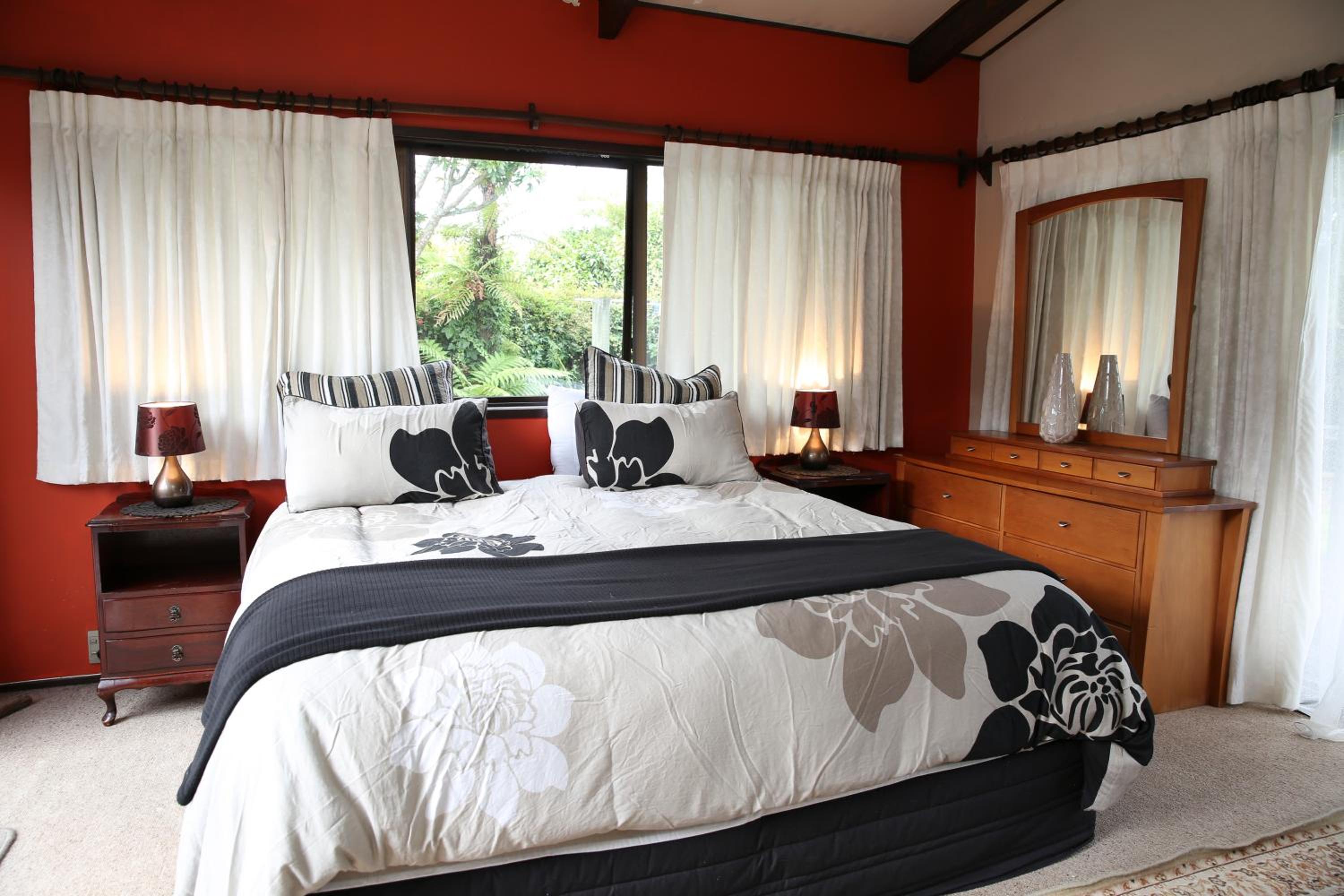 Roselake Retreat