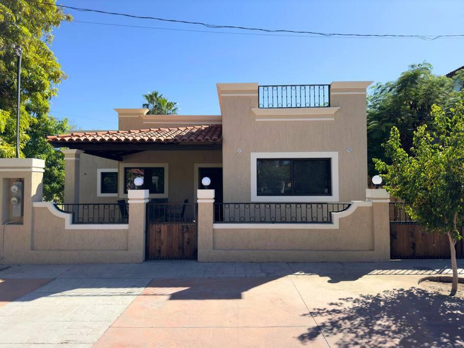 Hotel Encantador loft 1 frente a plaza - Image 1