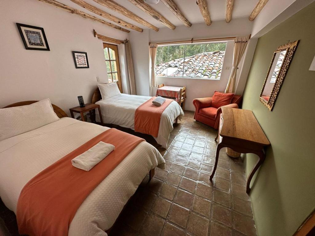 Parwa Guest House